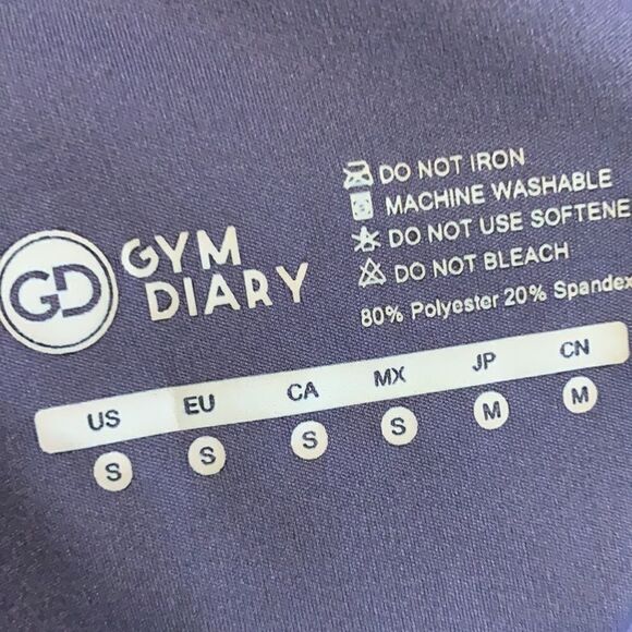 Size Small athletic Capri leggings - Picture 5 of 6